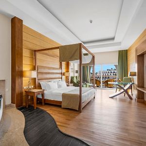 Royal Savoy Junior Suite Jacuzzi Adults Only
